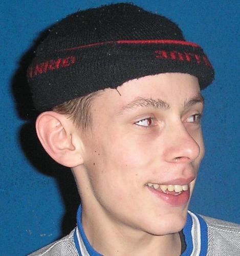 PIEKNY MŁODY I BOGATY [.jpg]